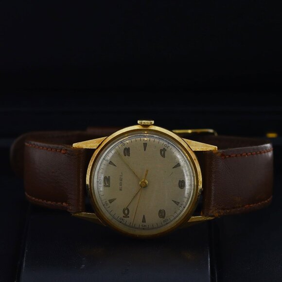 Ebel Vintage 32mm Circa 1960's, Silver Dial - Yellow Gold Plated on Strap - Picture 5 of 11